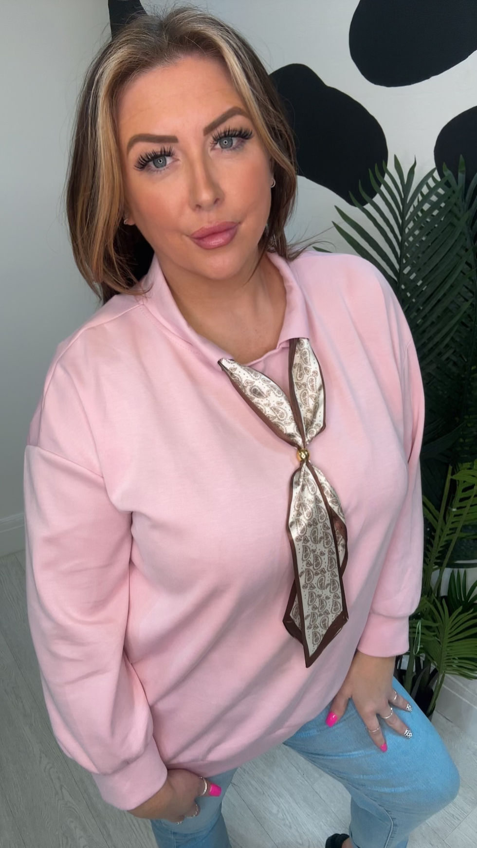 Thumbnail: Tie scarf sweater