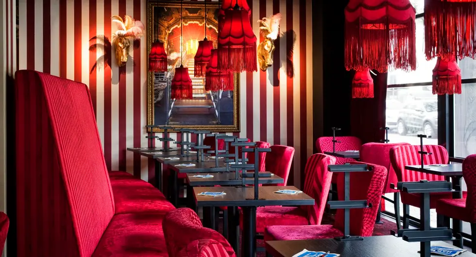 Pincho-nation-restaurant-atmosphere