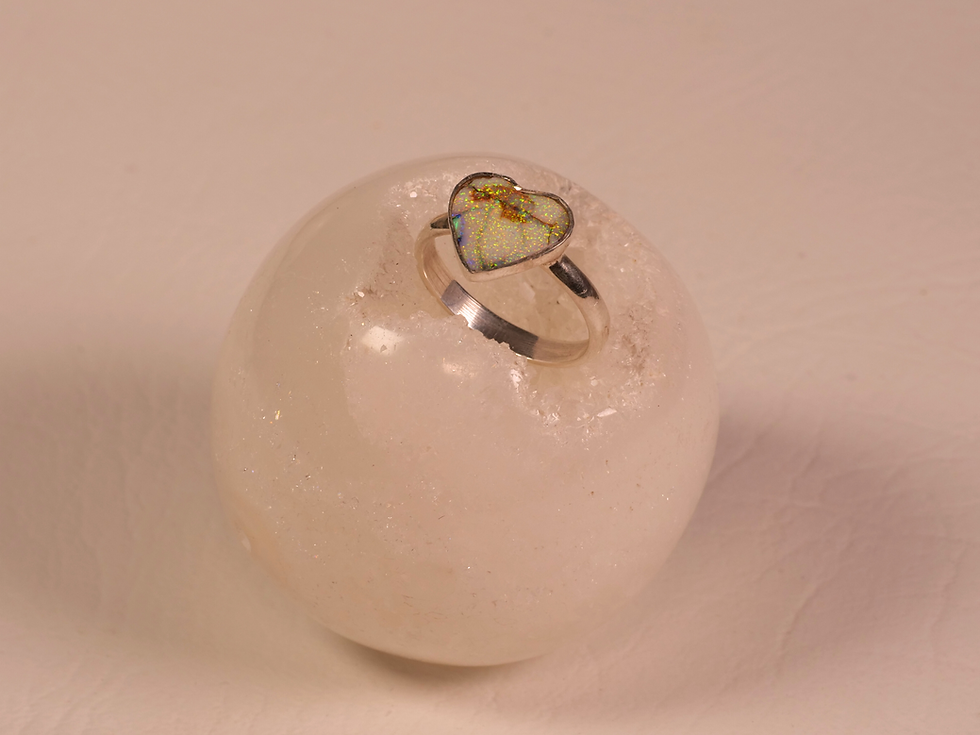 Thumbnail: bold fashion, crystal jewelry, exclusive, eye-catching, organic, chic jewelry, modern-chic, luxurious, boho-chic, statement