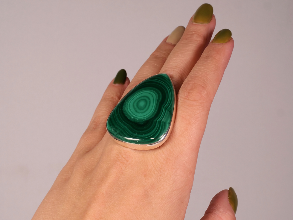 malachite, ring, pear-shaped, gemstone, green, swirling, natural, bold, elegant, sleek, silver, adjustable, statement, uniqu