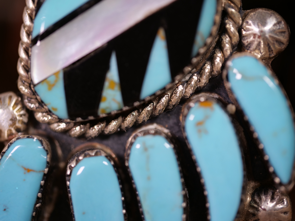 style, handcrafted bear paw jewelry, spiritual bear paw pendant, bold gemstone bear paw necklace,