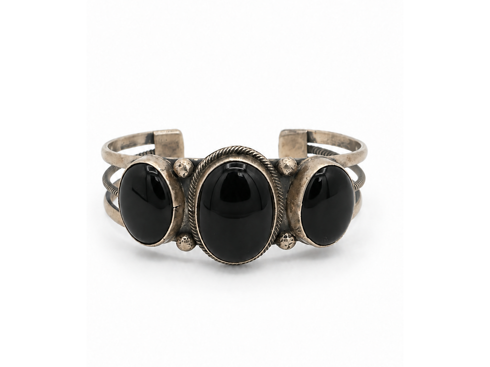 black onyx cuff bracelet, three stone onyx bracelet, glossy black onyx jewelry, rope detail cuff bracelet, oval onyx centerpi