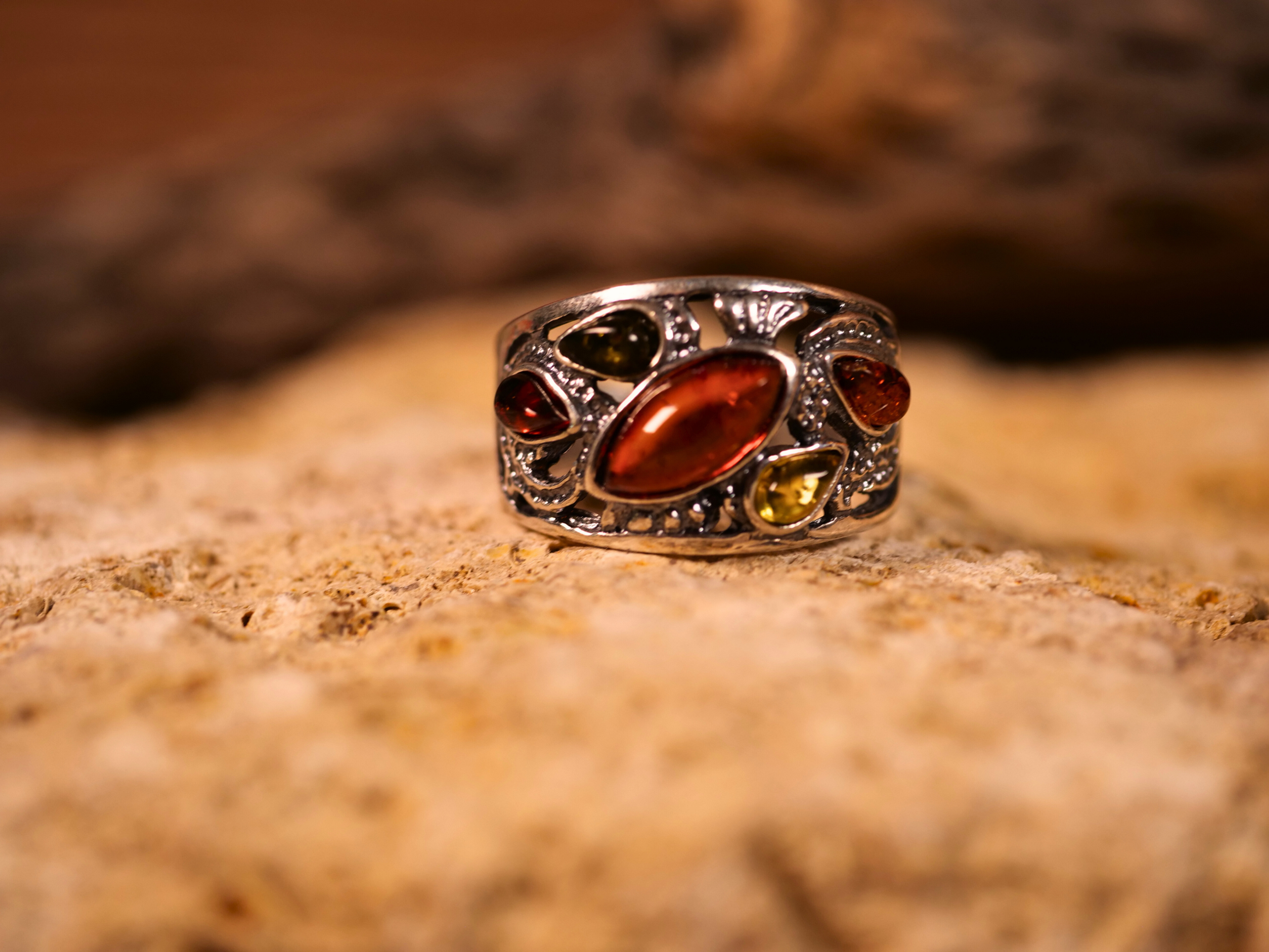 multicolor amber ring, amber statement ring, wide band amber ring, bold amber silver ring, amber cabochon multi stone, amber
