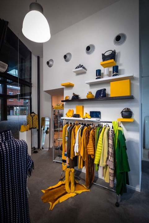 preloved luxury brands België | Winnie Moresi