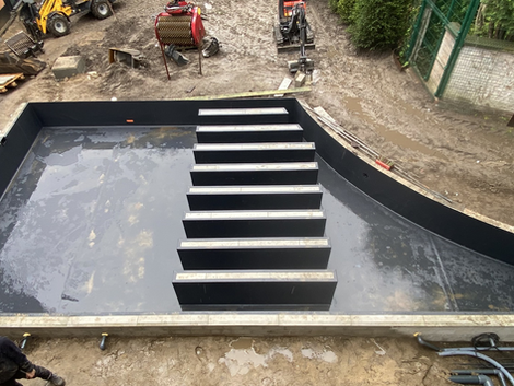 Waterdichting commercieel België | Sealtec Waterproofing | TPO vijverfolie | Sikaplan TOP | AGRU fPP | Vijverfolie | EPDM vijverfolie | AGRU Relax TPO | Zwemvijver | Zwembad