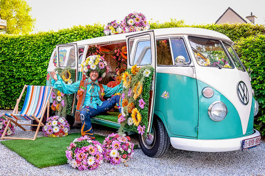 Flower Power bus photobooth België | Meerskat