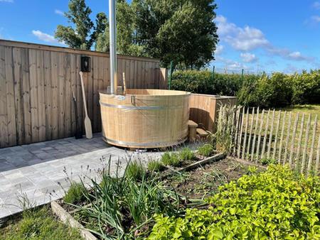 Hottubs, buitensauna's, slaaphutten en Finse Kota's Ronse | Ons Bad