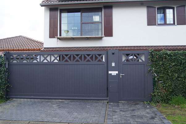 Schuifpoort van Aluminicon Design in Grobbendonk