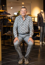 Kledingwinkel Shirtcenter Schoten