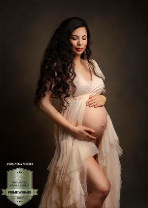 Maternity photographer Swindon, Wiltshire