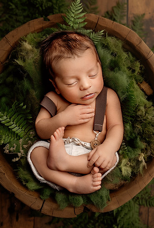 Newborn Photographer Swindon