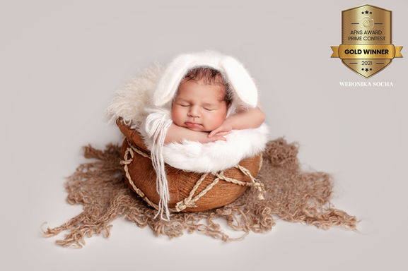 Newborn photographer Swindon
