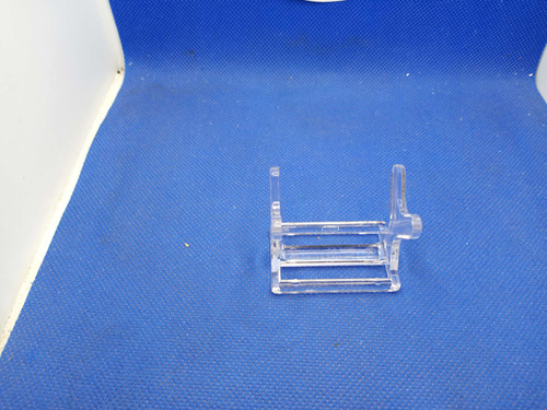 Acrylic lure stands - Image 2