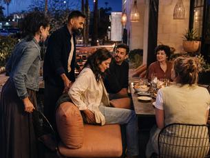 What Is a Social Dining App? A More Natural Way to Meet People in Phoenix