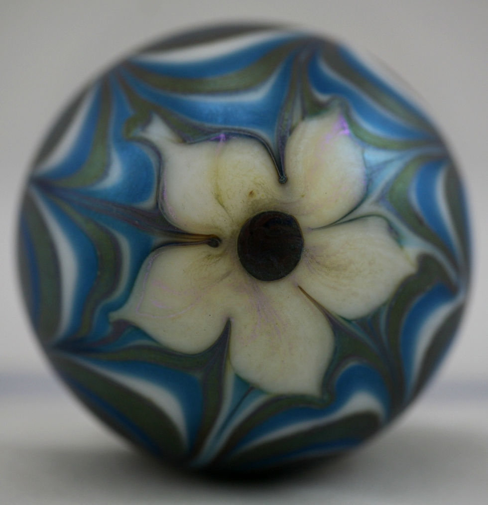 Thumbnail: Orient & Flume Stylized Blossom & Leaves Glass Paperweight d1974 Iridescent Mint
