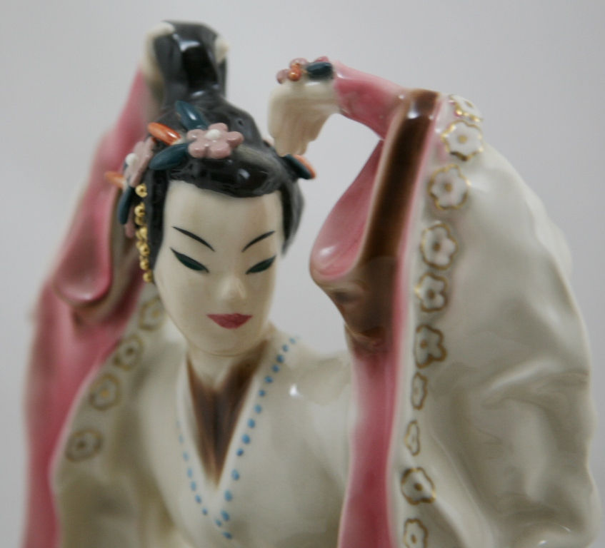 Thumbnail: Goldcrest Ceramics Chinese Noble Lady Designed by Kathi Urbach Stunning