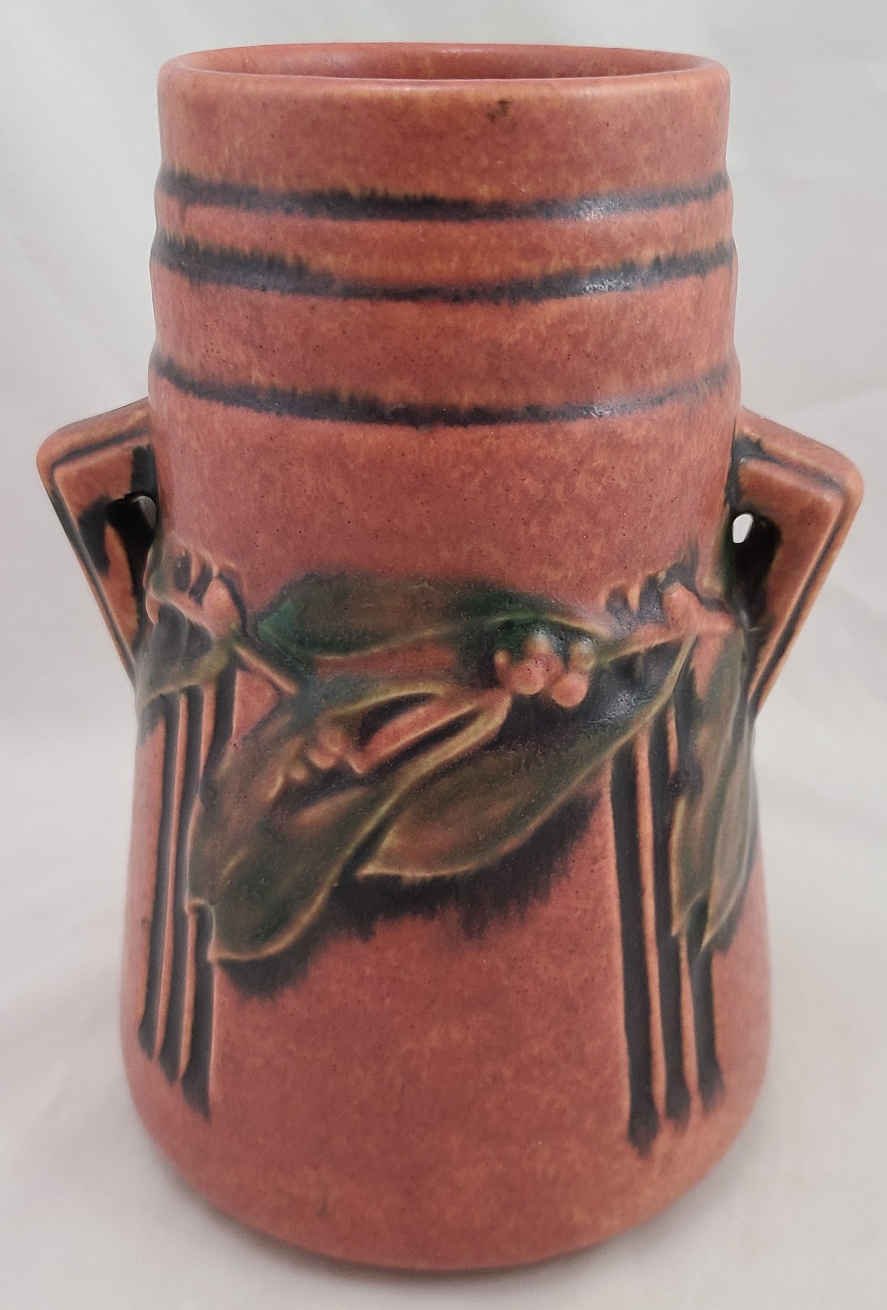 Roseville Laurel Vase In Persimmon Glaze with Black Accents Shape #671-7