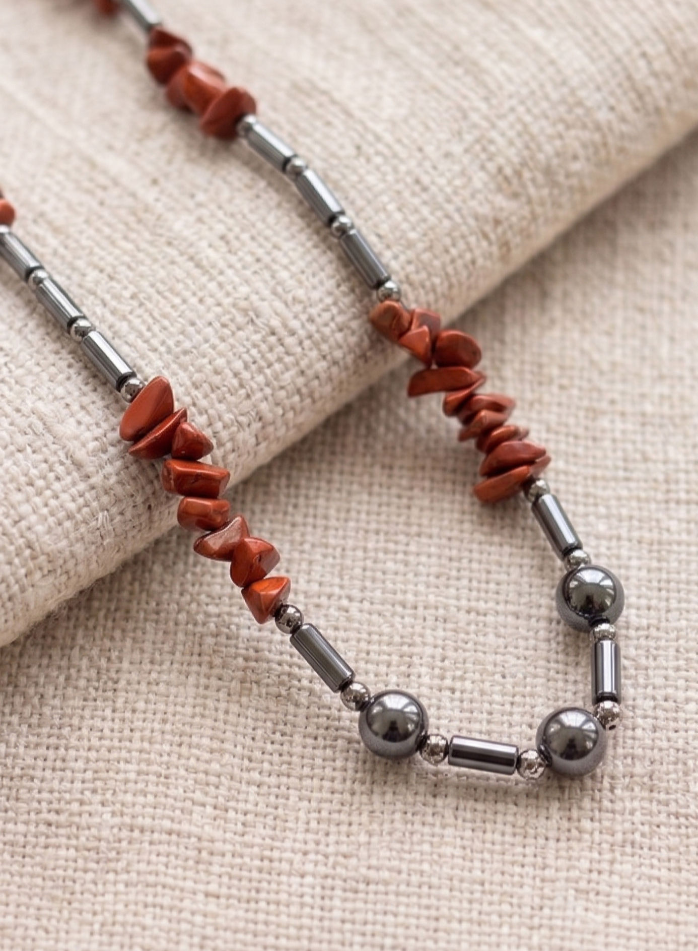 Collier Jaspe rouge et Hématite
