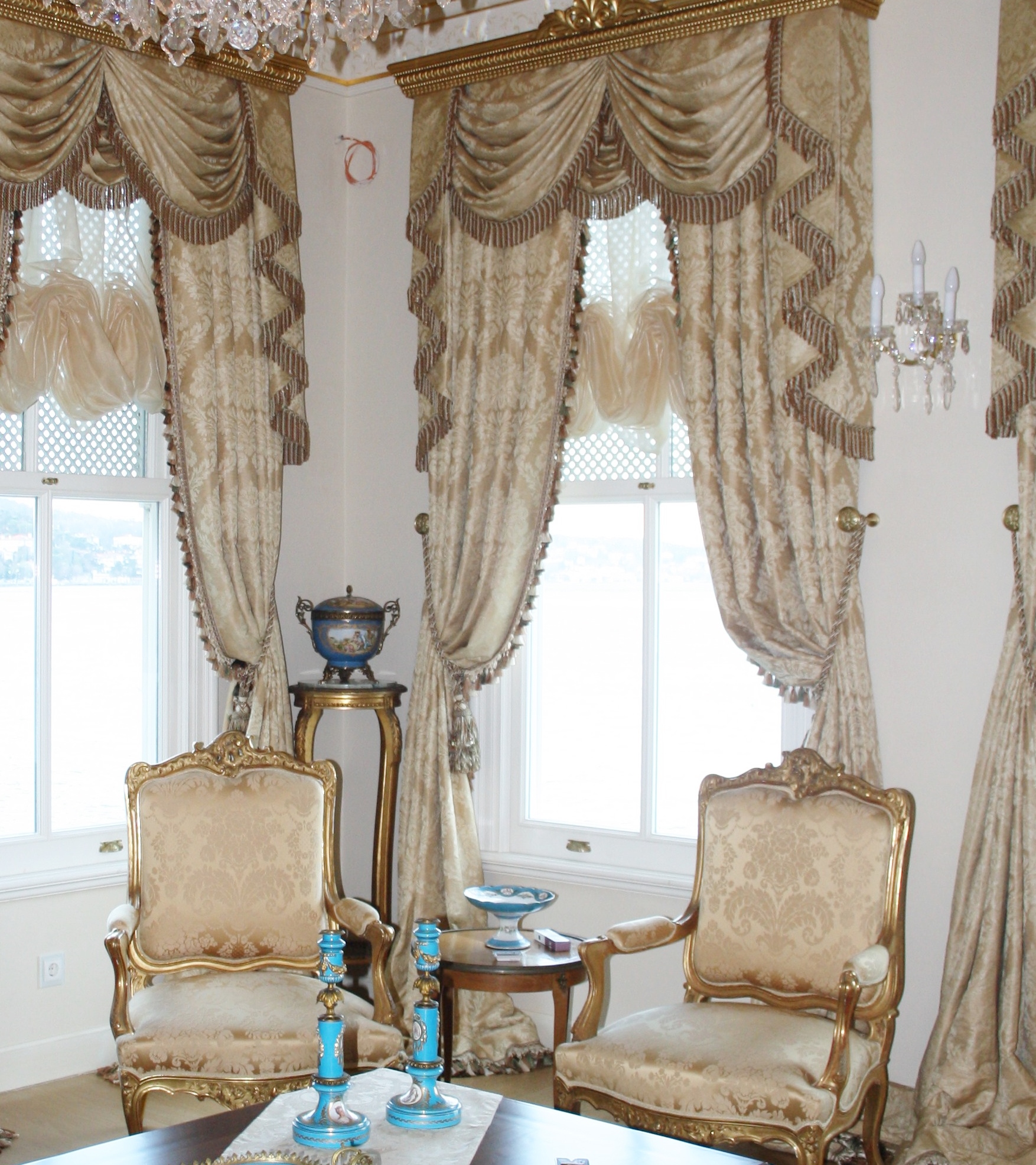 Klasik Perde Modelleri Restorasyon İstanbul Öztek Mimarlık