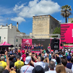 Alberobello, Giro und Velo