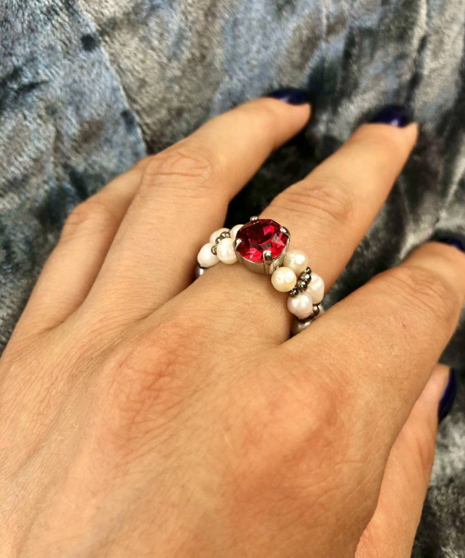 Thumbnail: Louis White Scarlett Ring