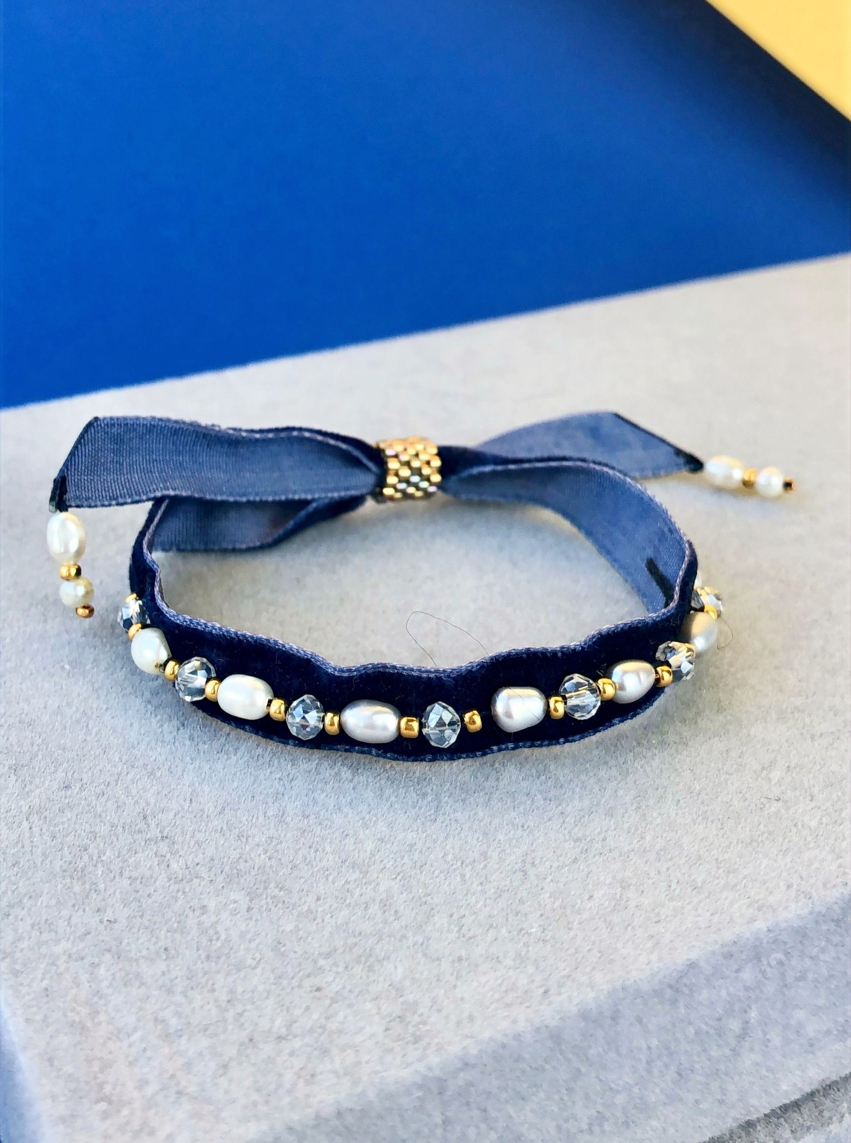 Francis Velvet Bracelet Grey