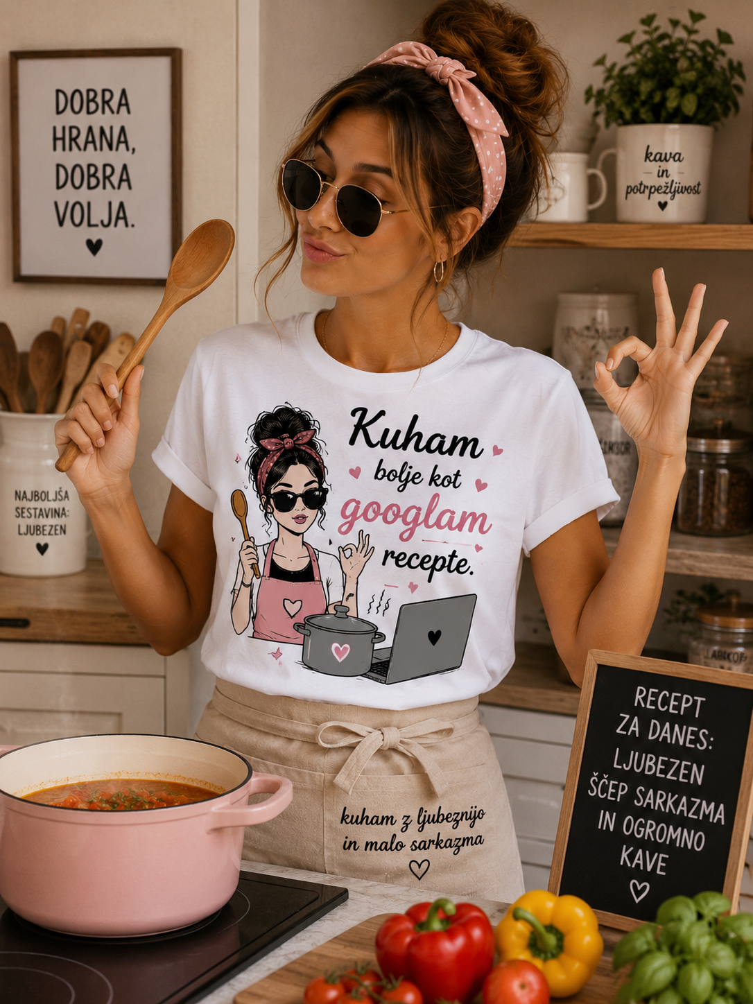 Ženska majica “Kuham bolje kot googlam recepte.”