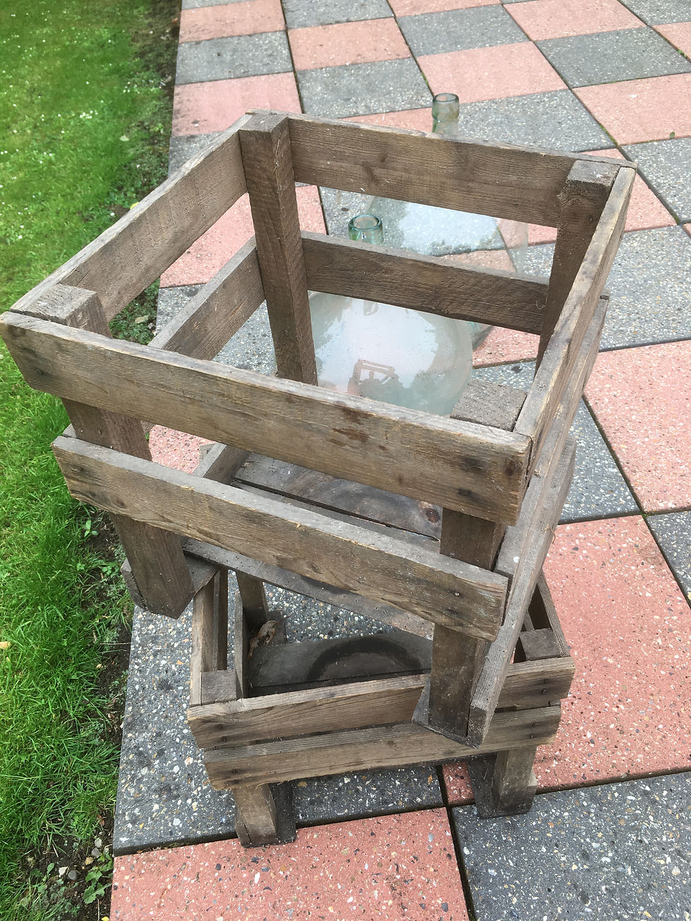 Thumbnail: German wine demijohns