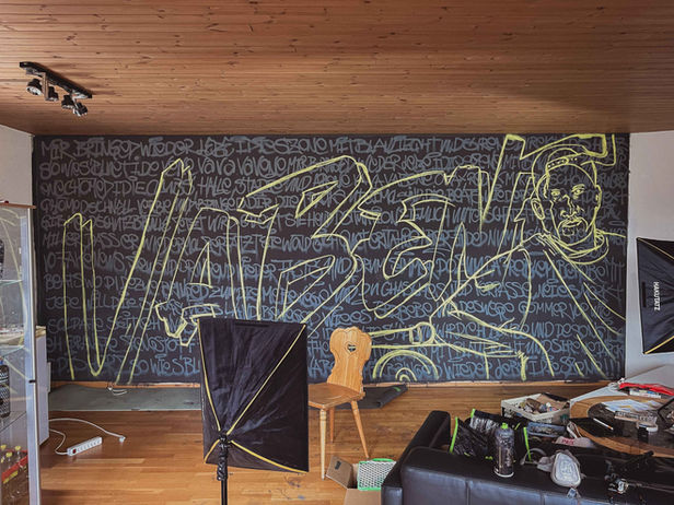 Va Bene Wandbild Entstehung Graffiti Lettering im Studio ZjanArt