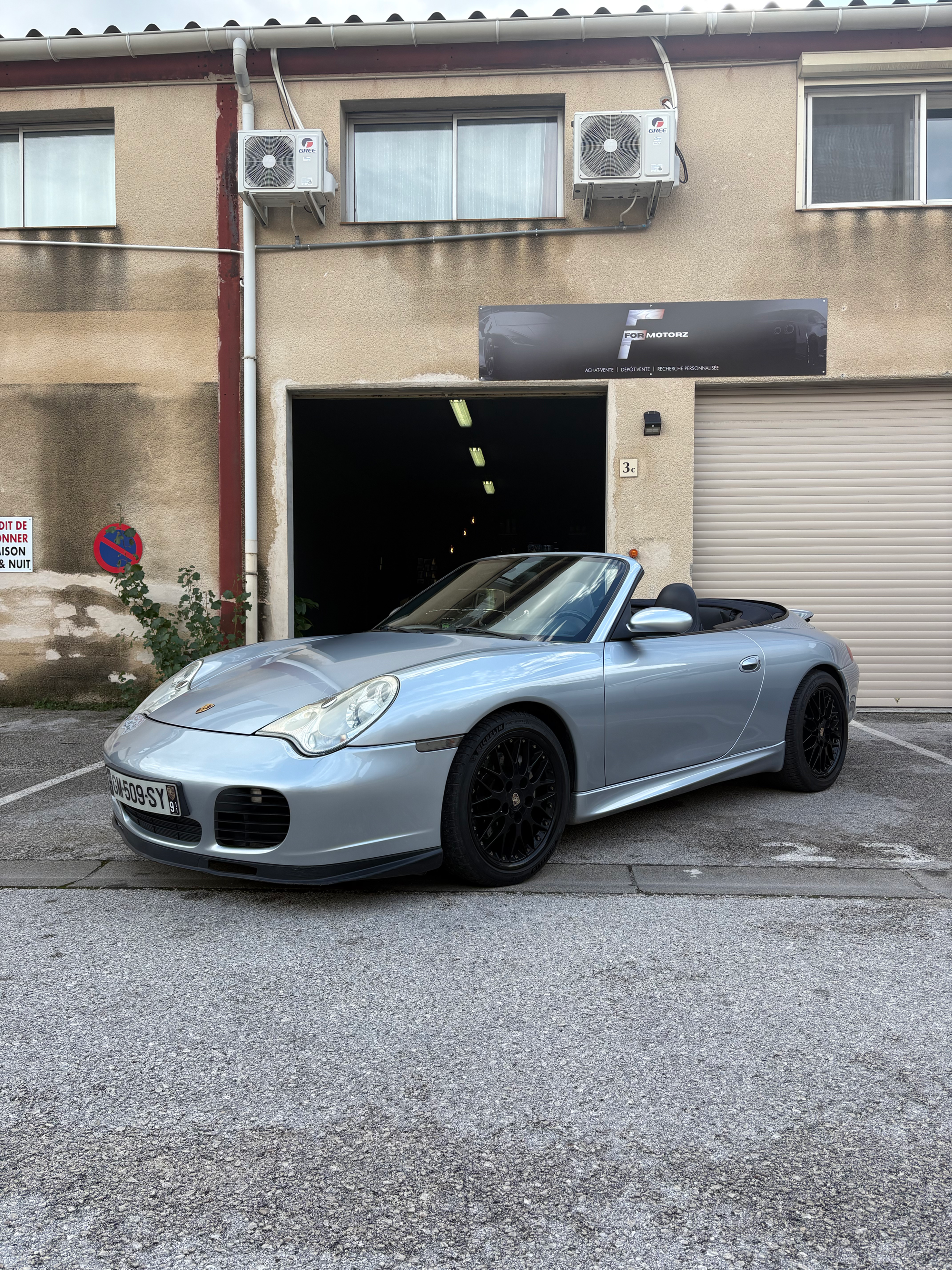 PORSCHE 911 996 CARRERA 4