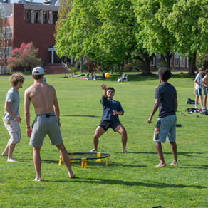 Photojournalism: Sun's out, fun's out