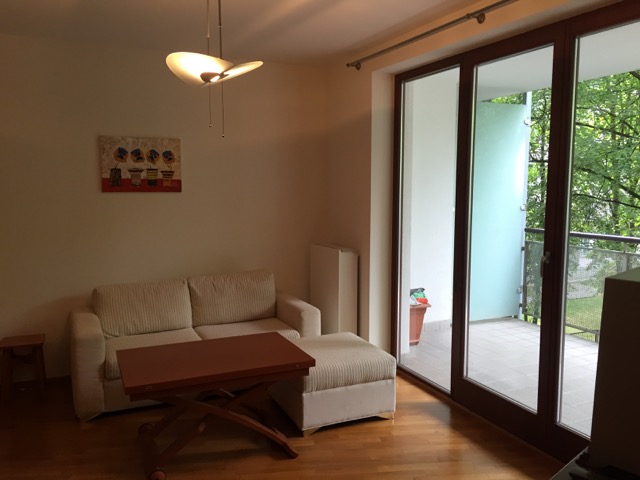 widok na salon przed zmianami