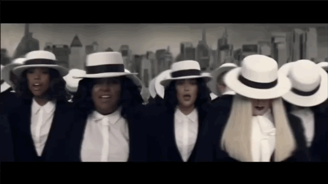 Kelly Clarkson.gif