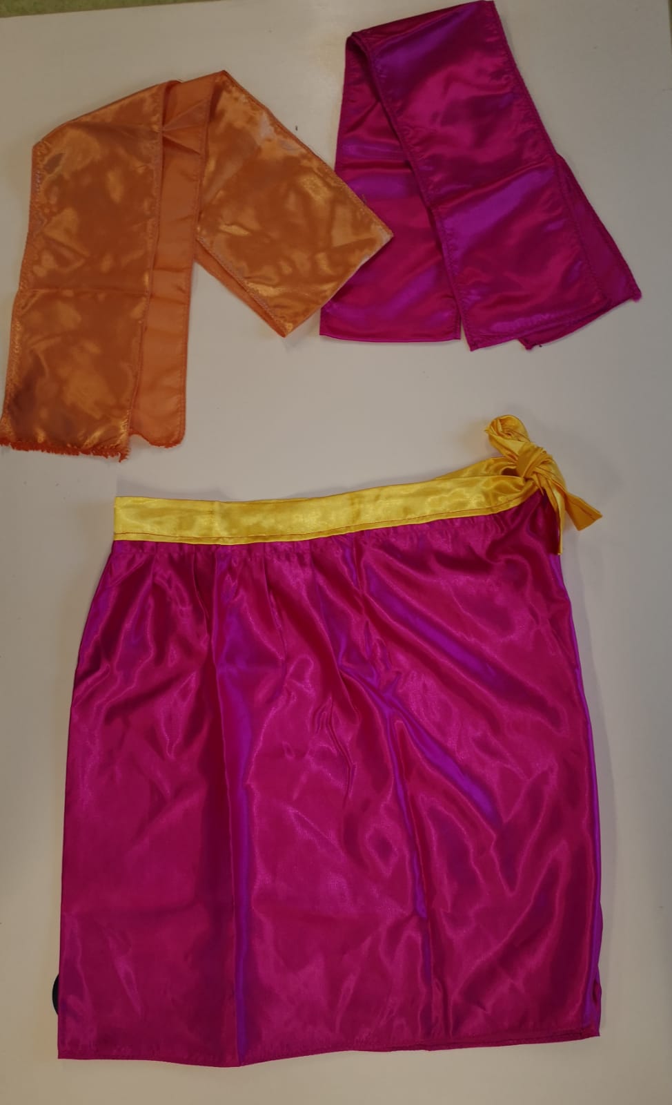 BOITE1_Jupes_foulards_vichy_bleus_site_e