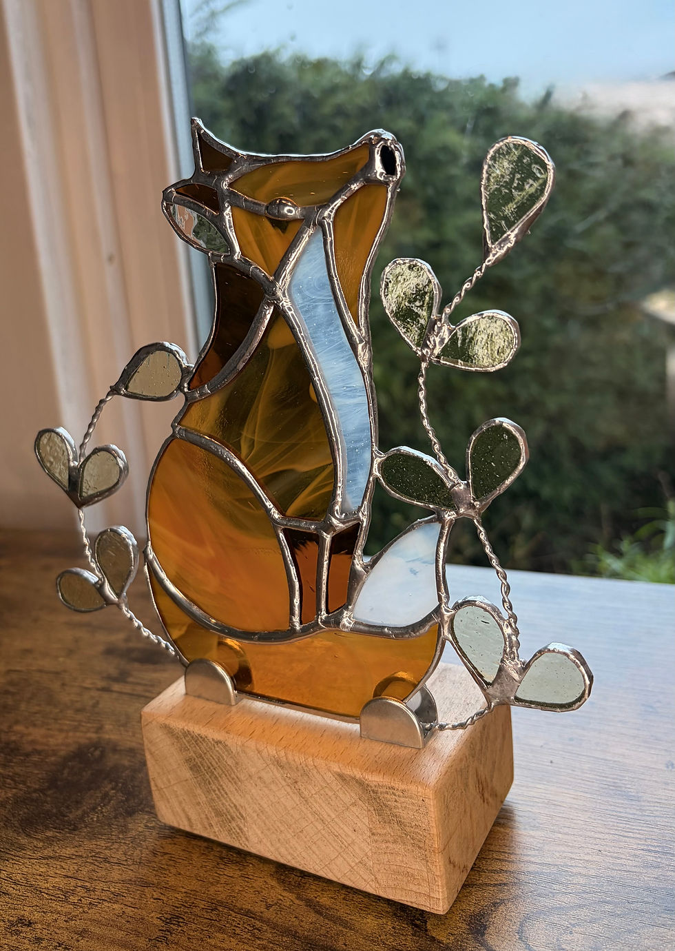 Thumbnail: Forest Fox on Oak Stand