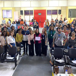 Capacitação reúne cerca de 100 profissionais para fortalecer combate à violência contra mulheres em Duque de Caxias