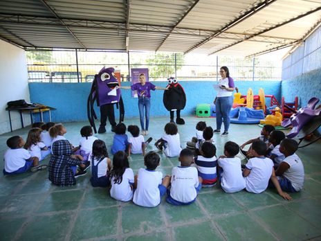 NEACA/Caxias promove oficina lúdica sobre prevenção de violências em escola municipal