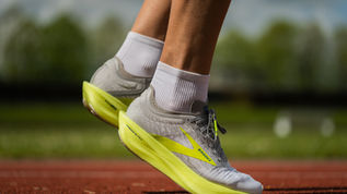 Should I See a Podiatrist or Orthopedist?