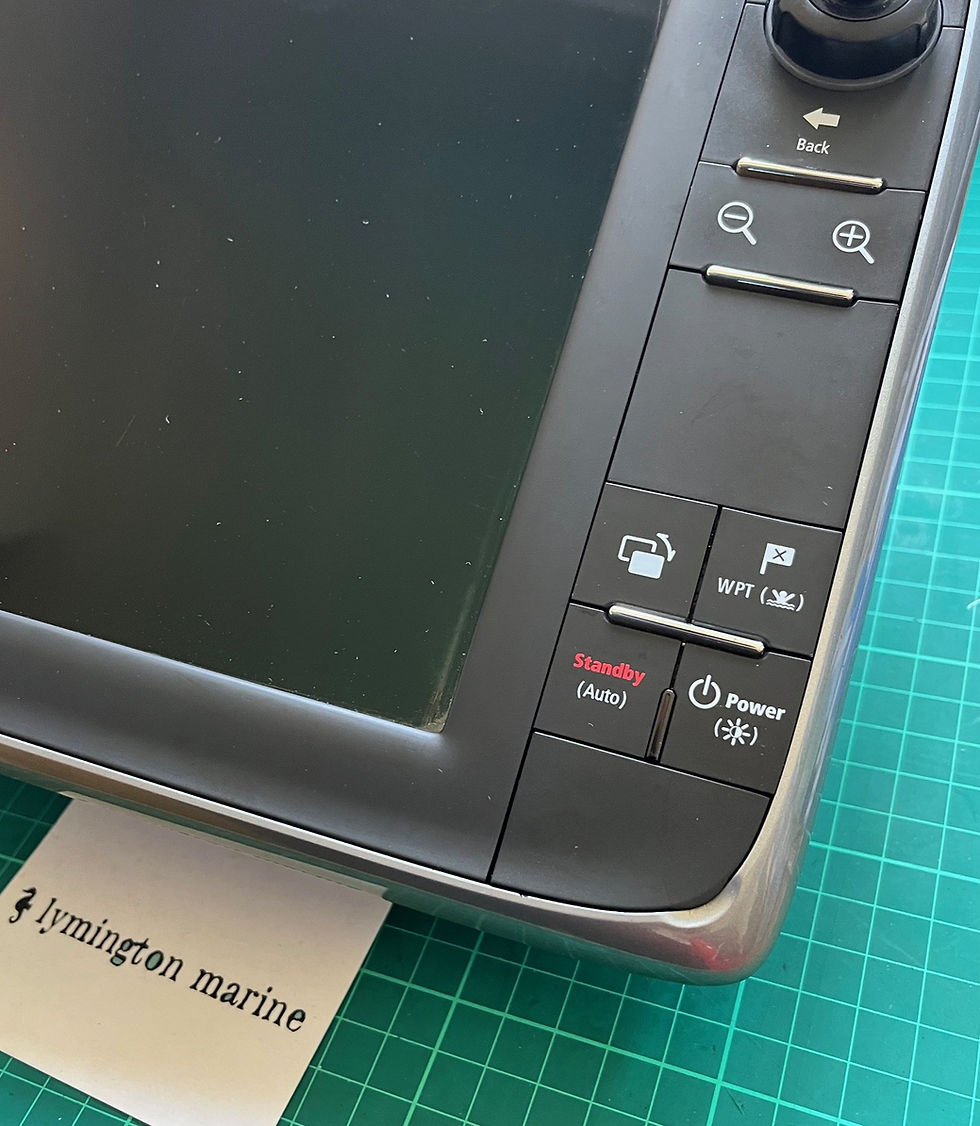 Thumbnail: Raymarine c125 Multifunction Navigation Display - E70013