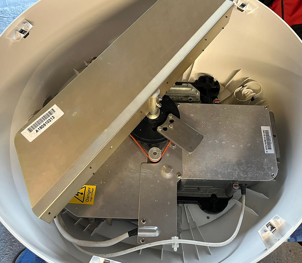 Thumbnail: Raymarine RD418D 4kw 48nm Digital Radar Radome - E92130