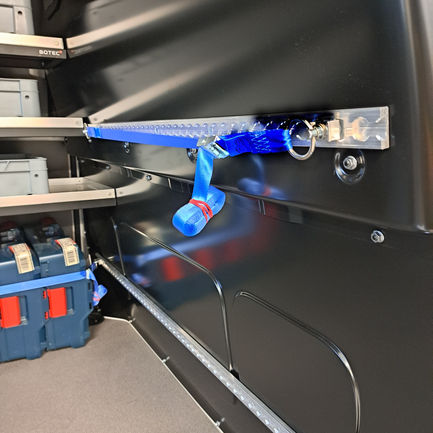 Montagefahrzeug Fahrzeugeinrichtung