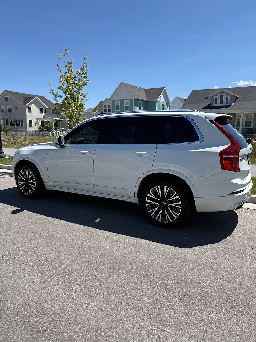 2021 Volvo XC90 Momentum - Photo 3