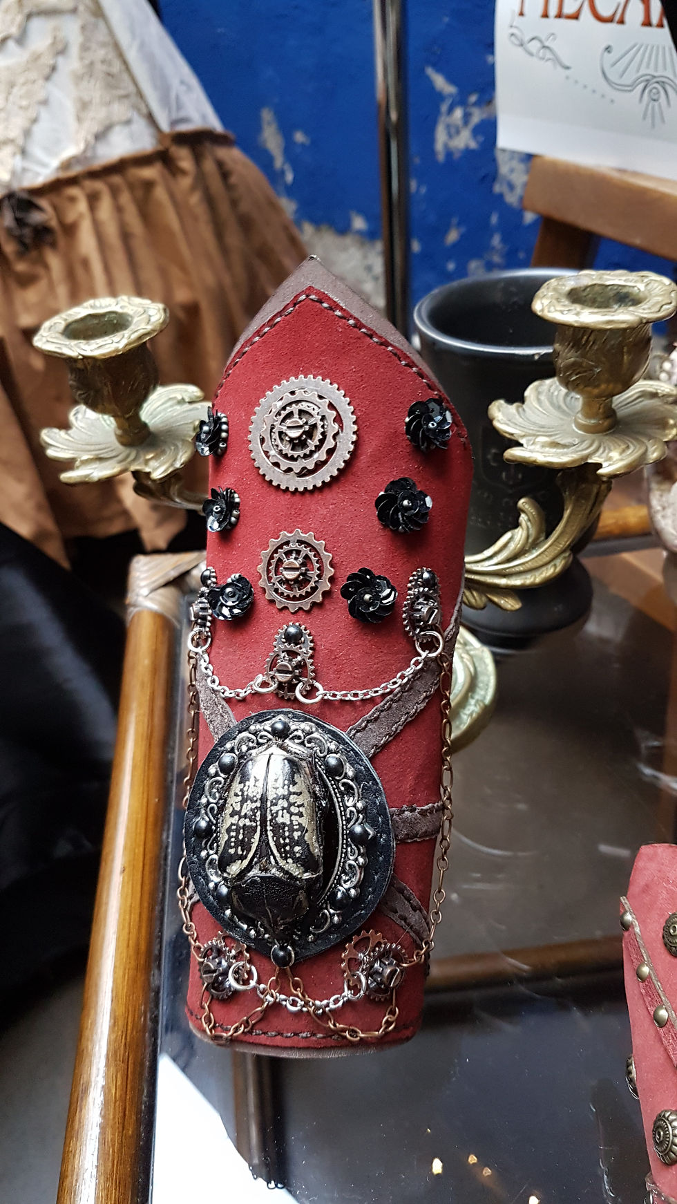 salon fantastique, bijoux, scarabée, steampunk, gothique, créateur, créatrice,