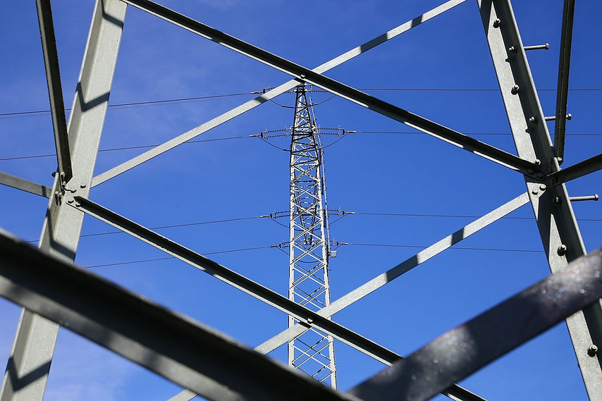 high-voltage-pylon-3847838_1280.jpg