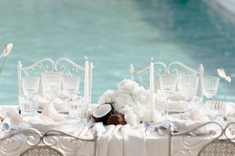 table banquet coco artistique design floral provence drôme Ardèche vaucluse couvent notre dame des prés reillanne fleuriste mariage
