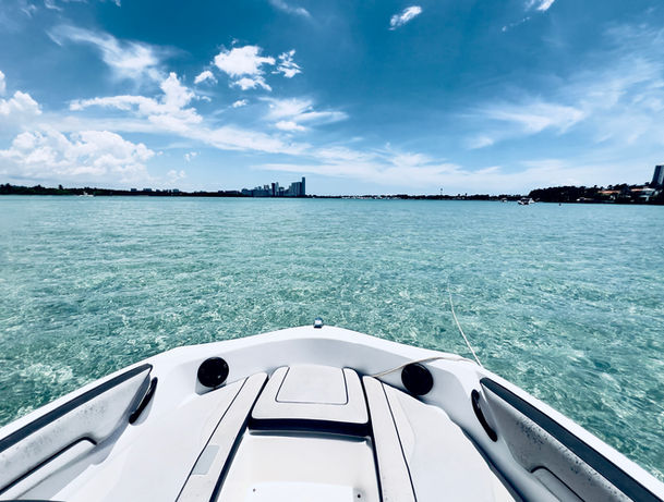 Haulover sandbar beautiful sunny day Summer 2024 private Boat Tour at Miami Boat Rental