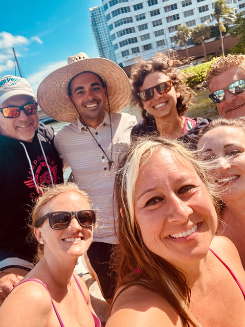 We make Good friends at Miami Boat Rental, the best customers! We love our customers. lovely customers