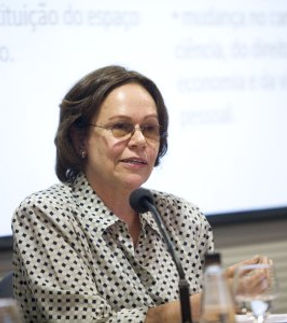 Ana Maria Camargo.jpg