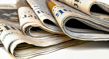 Recortes de prensa de varios periódicos nacionales haciendo referencia a premios logrados y conciertos realizados a lo largo de mi carrera artística.