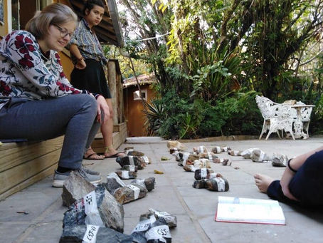 Alunos da USP fazem Mapa Geológico da região